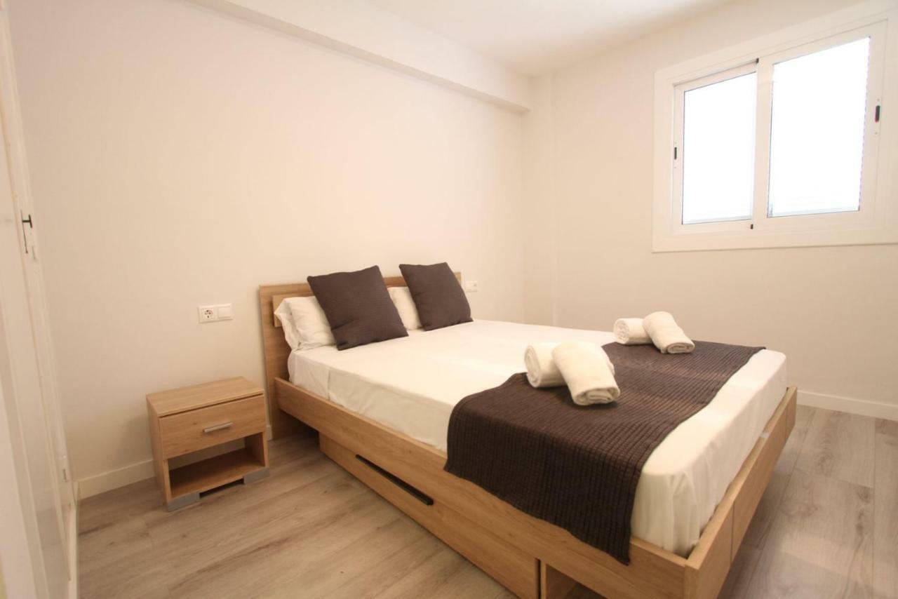 Apartamento Carrer De Victoria Dels Angels, 11 La Pineda Exterior foto