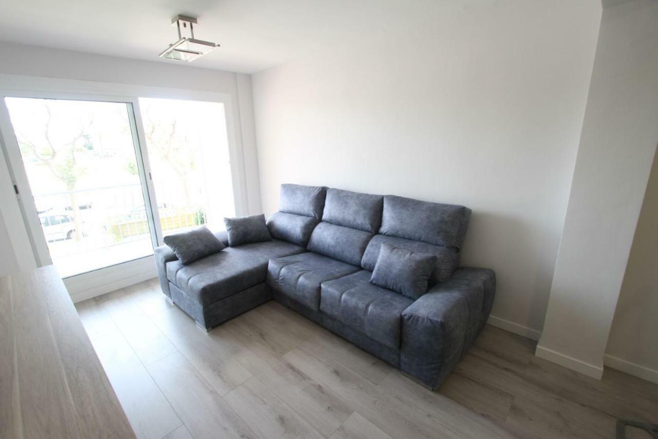 Apartamento Carrer De Victoria Dels Angels, 11 La Pineda Exterior foto